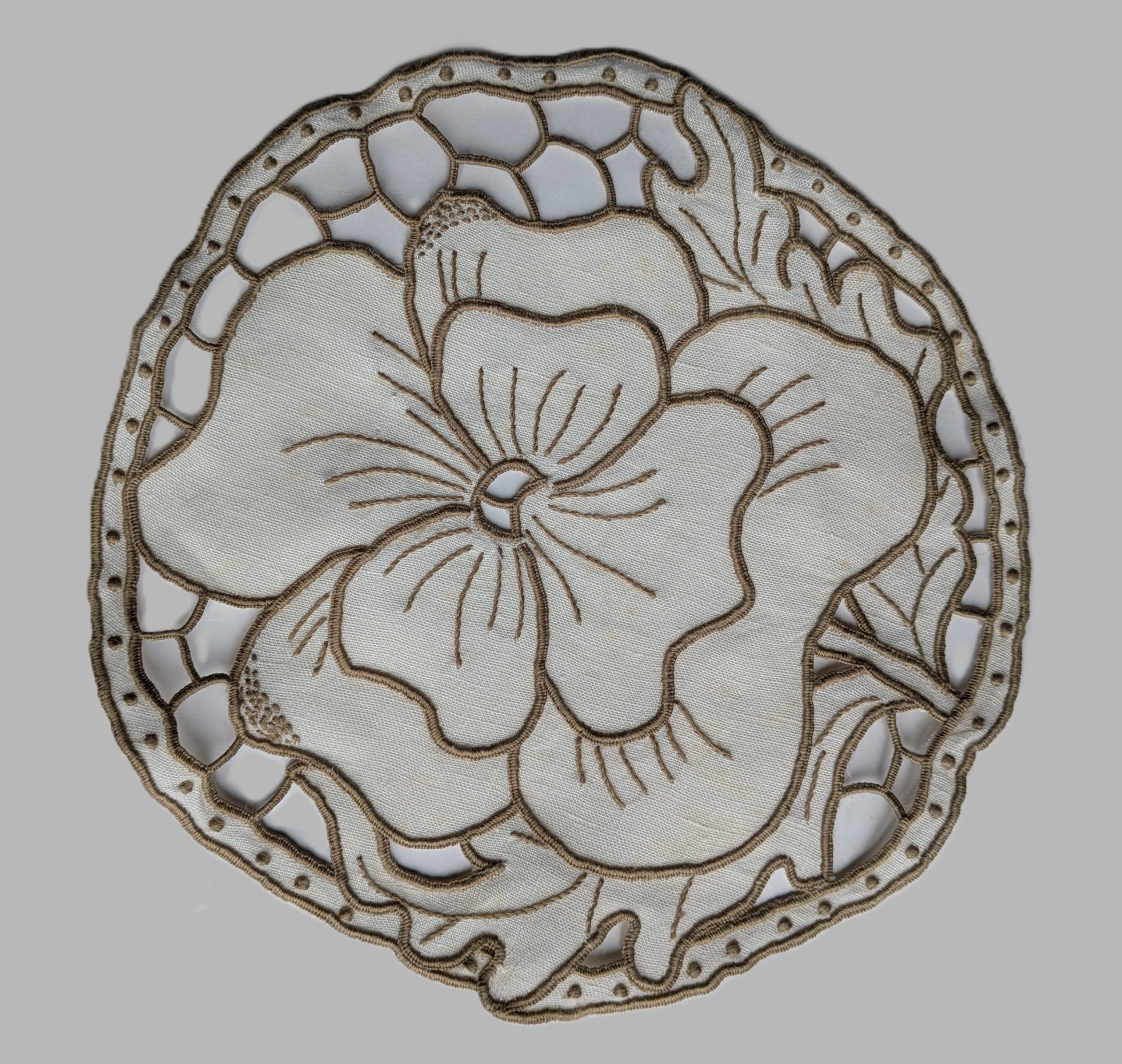 Base/ naperon 20cm diâm. beje