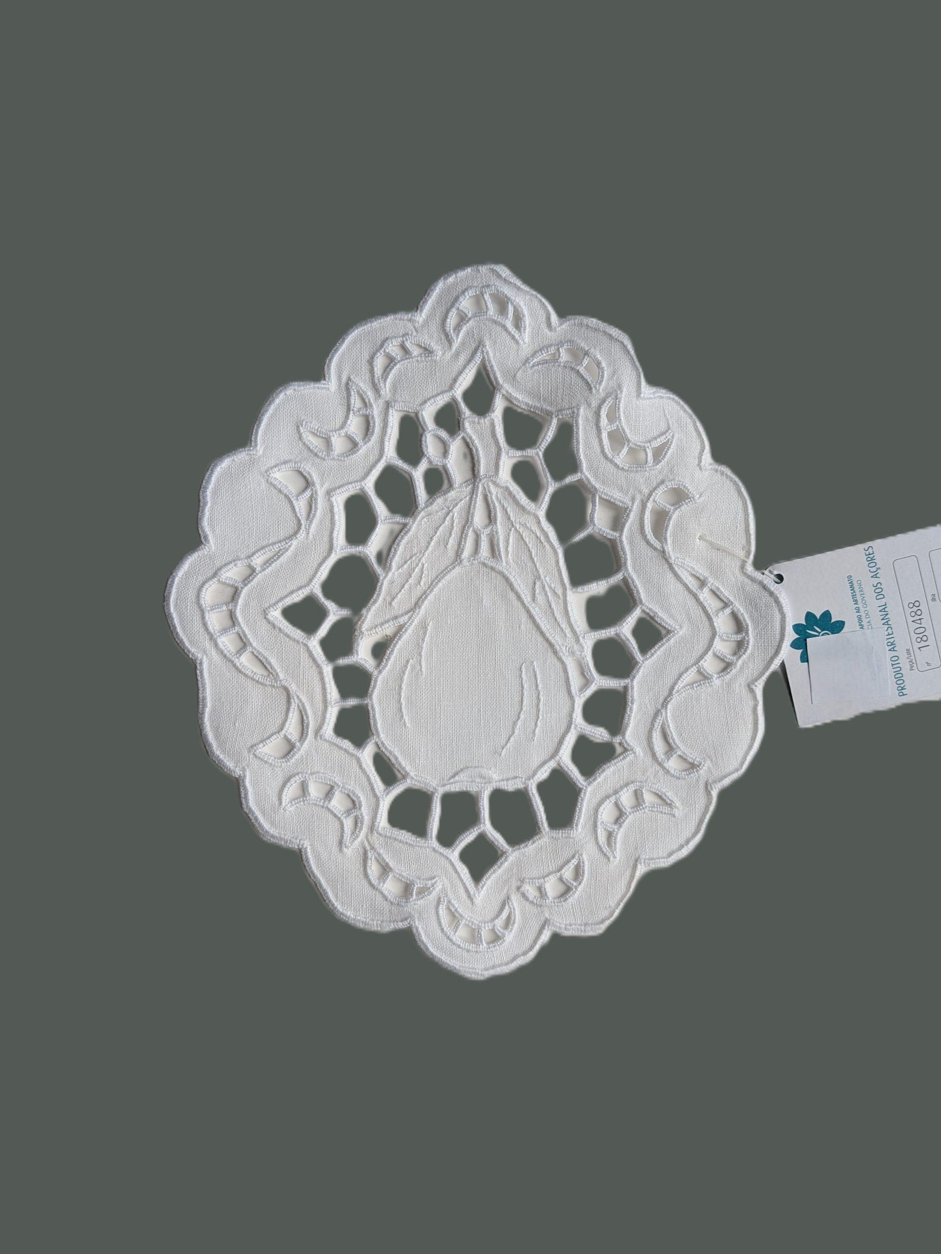 Base em linho branco, Pera