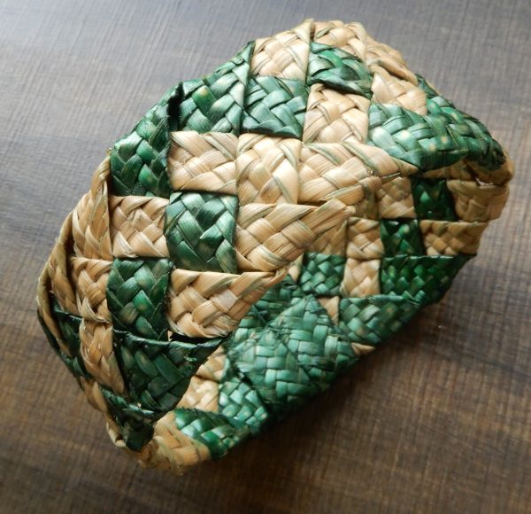 Pulseira em palha de trigo